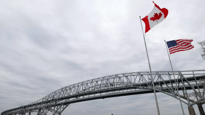 الحدود الكندية الأمريكية تفتح أبوابها أمام طالبي اللجوء
